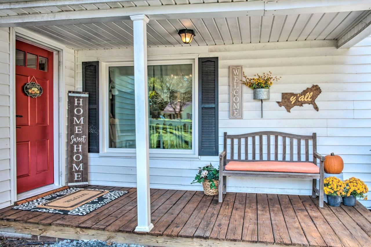Peaceful Renovated Home With Deck On Half Acre! Asheboro Esterno foto
