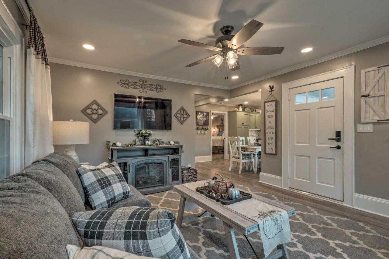 Peaceful Renovated Home With Deck On Half Acre! Asheboro Esterno foto